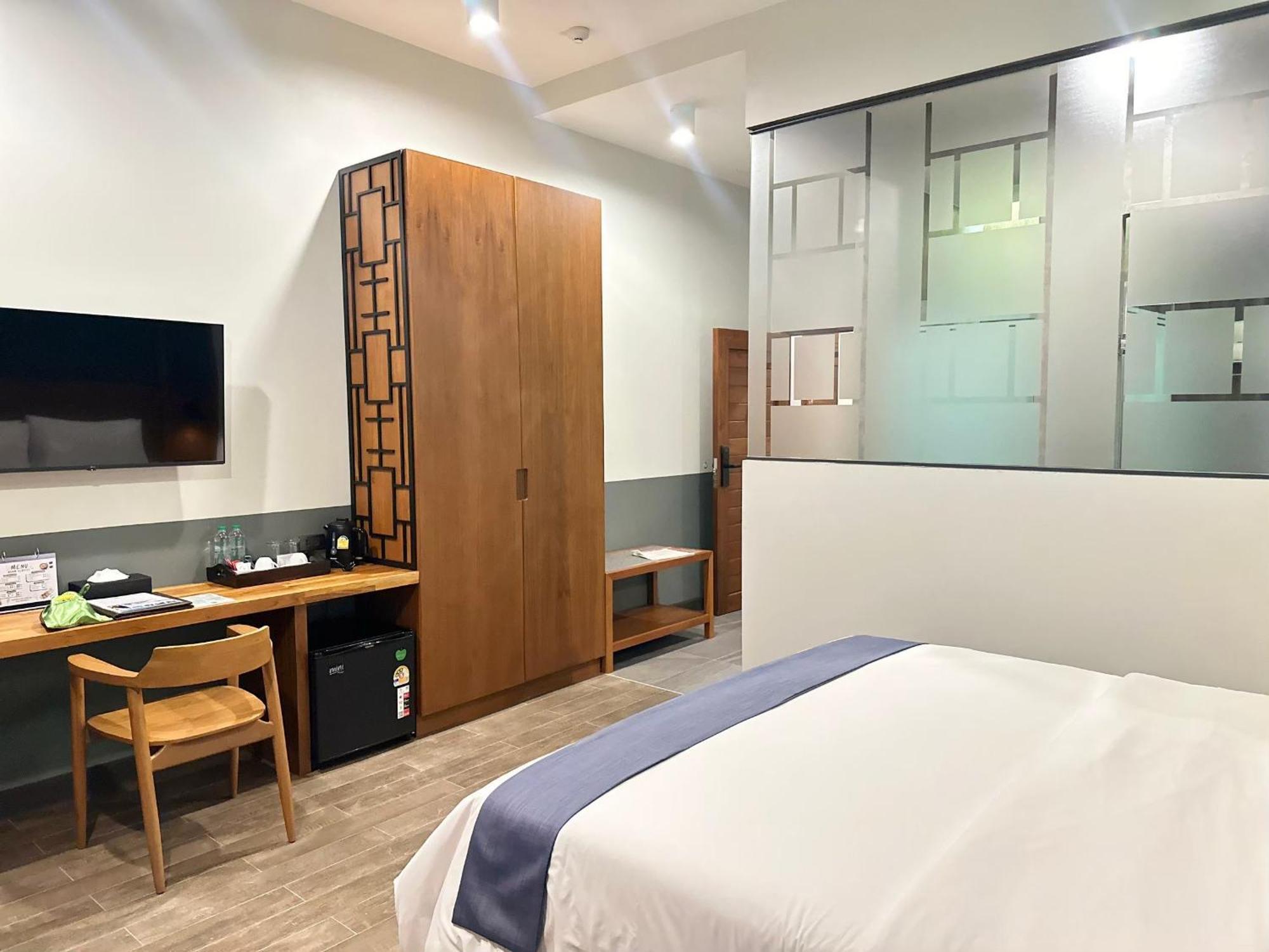 R-Mar Resort And Spa Patong, Phuket מראה חיצוני תמונה