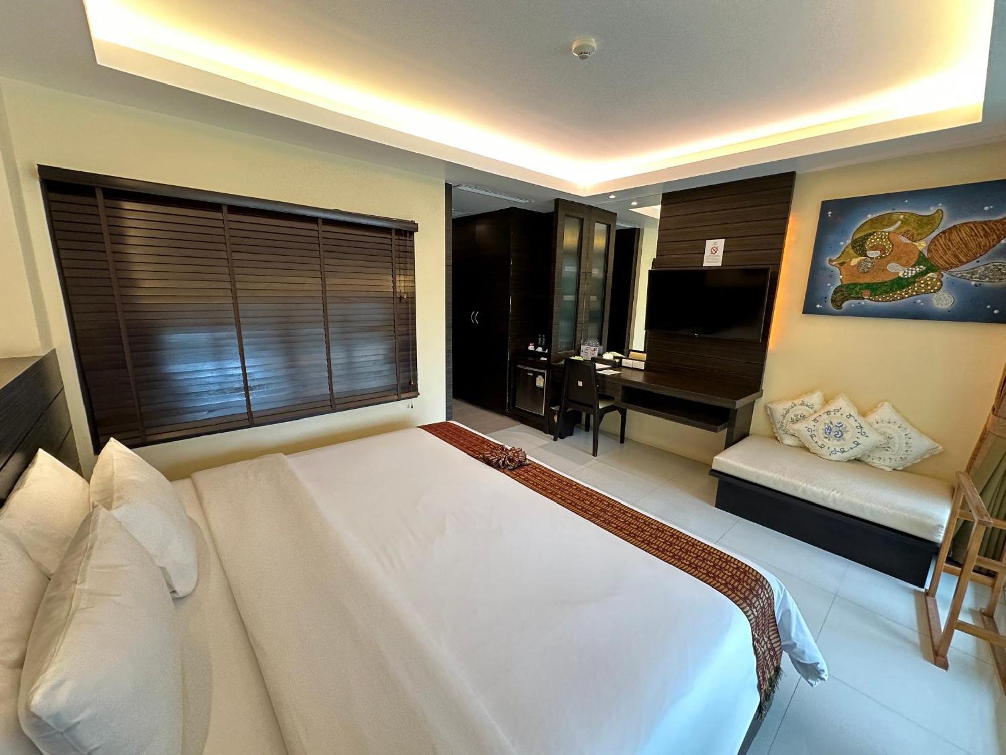R-Mar Resort And Spa Patong, Phuket מראה חיצוני תמונה